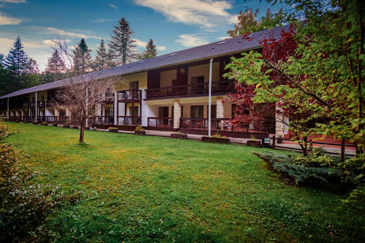 Hotel & Restaurant Sofia 스체비차 외부 사진
