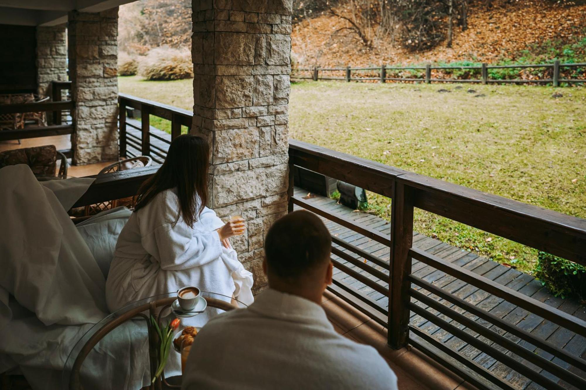 Hotel & Restaurant Sofia 스체비차 외부 사진